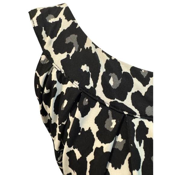 Chic Leopard Print Top by White House Black Market - Size S/M - Picture 2 of 5